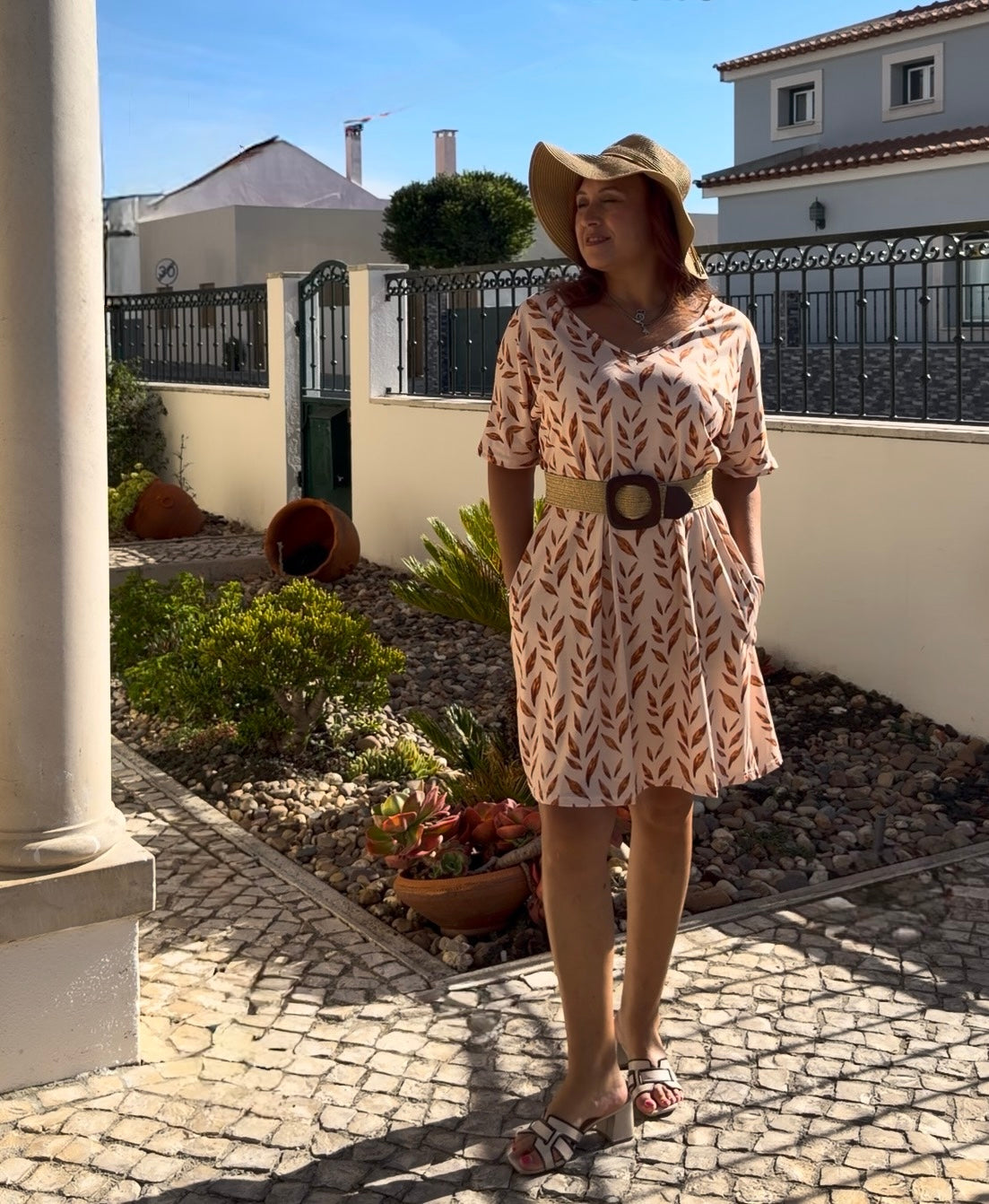 Vestido Curto Plus Size