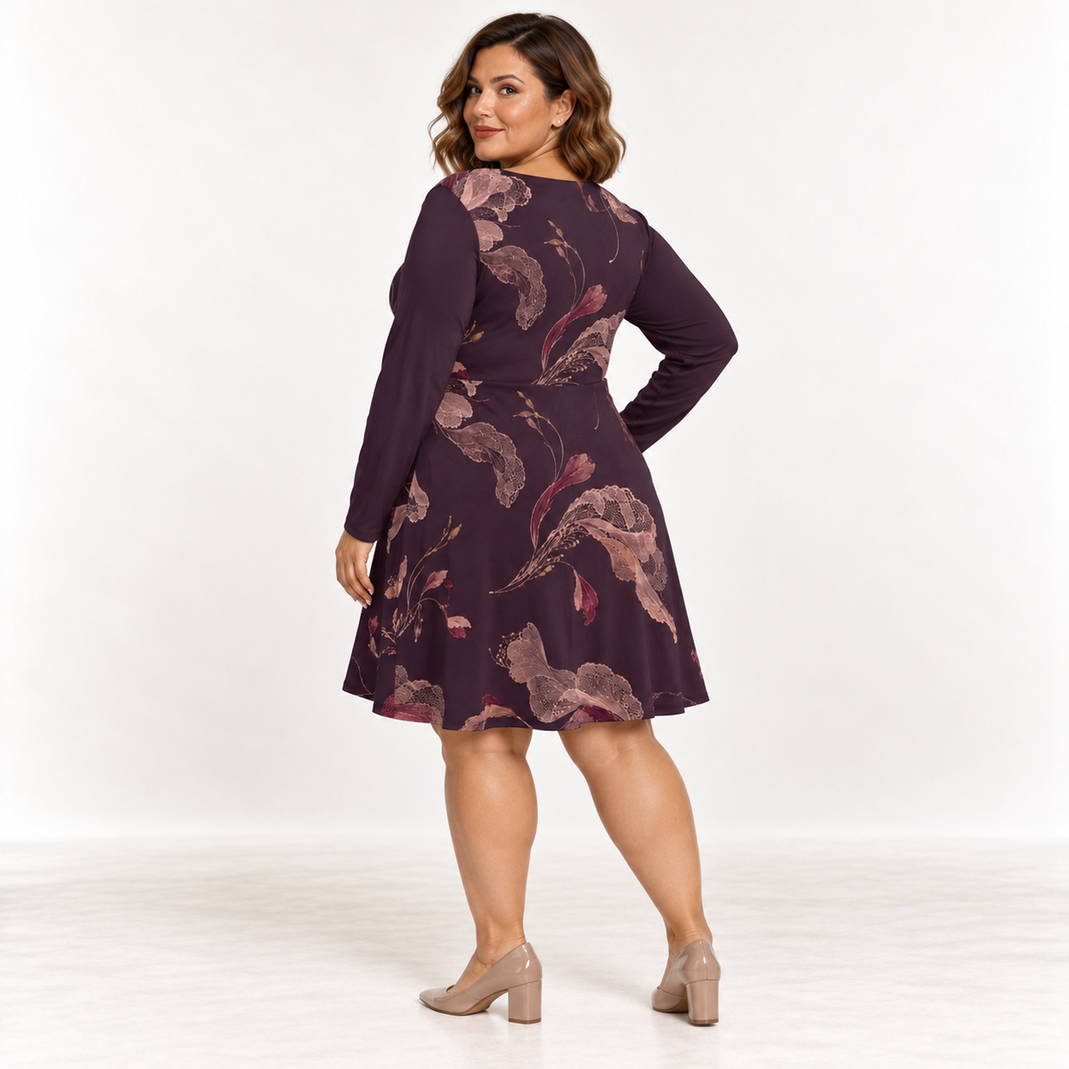 Vestido Curto Plus-Size Autumn Bloom | H'amar